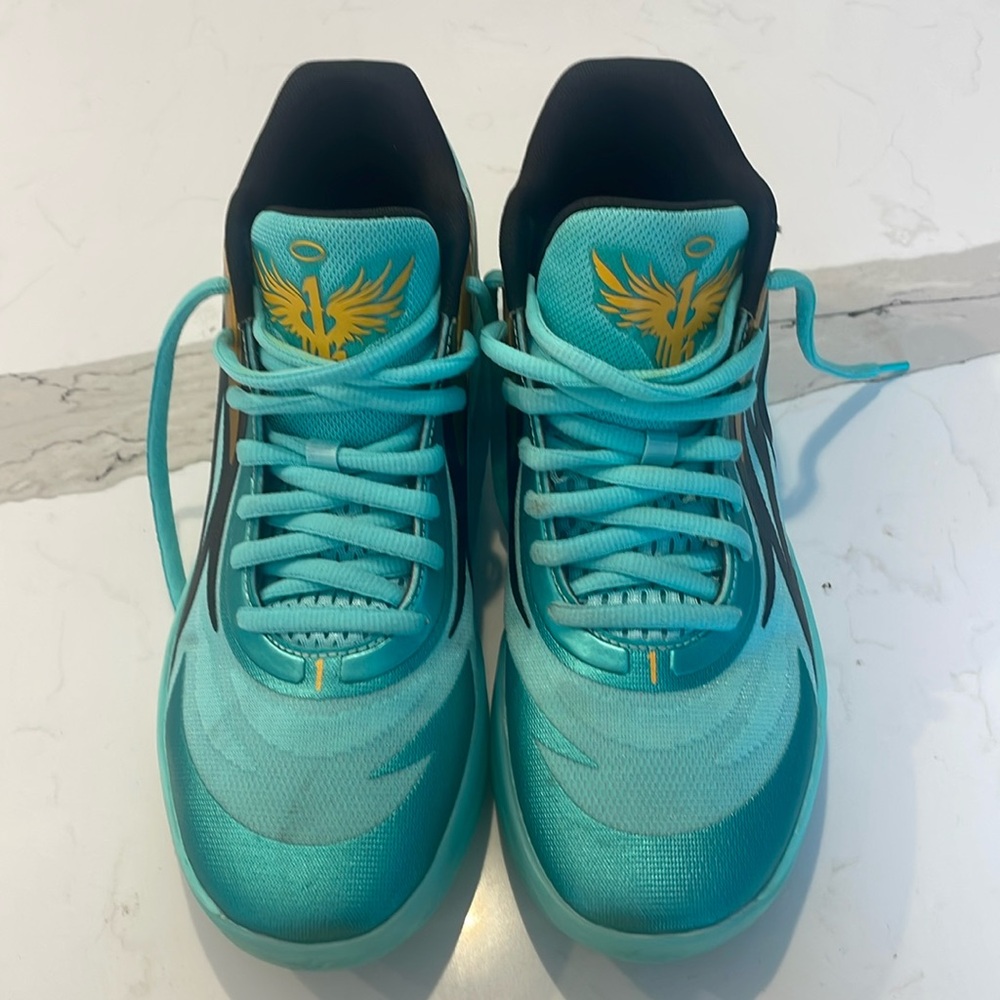 LaMelo Ball Liberty baseball sneakers. Excellent condition! Smoke free home